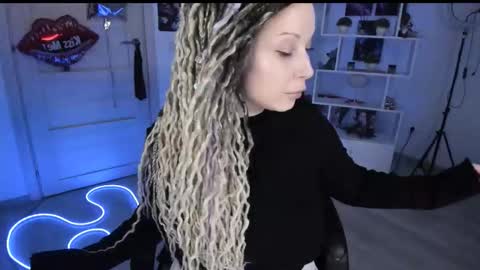 Snapshot of annanebula chatting on 02-13-26, 02:24 Anna online show from 02-13-26, 02:24