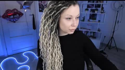 Snapshot of annanebula chatting on 02-15-26, 05:09 Anna online show from 02-15-26, 05:09