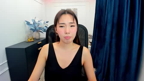Snapshot of annareyli chatting on 09-29-25, 07:51 Anna online show from 09-29-25, 07:51