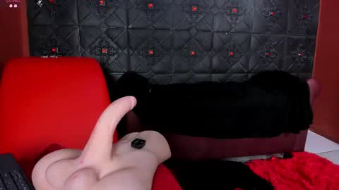 Snapshot of annavi_ chatting on 06-10-26, 11:35 Annavi online show from 06-10-26, 11:35