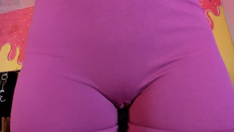 Snapshot of annavi_ chatting on 07-30-26, 06:51 Annavi online show from 07-30-26, 06:51