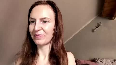 Anna online show from 04-13-26, 08:31