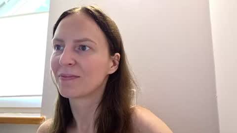 Anna online show from 06-30-26, 08:15
