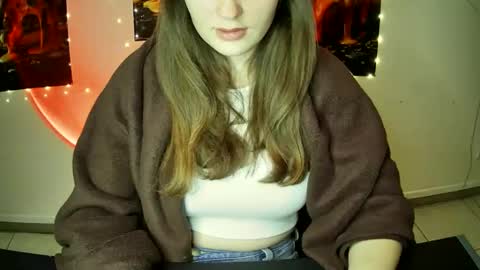 Bella online show from 09-26-25, 06:06