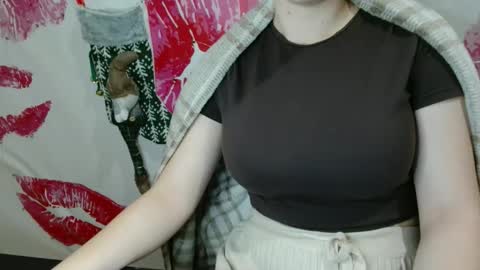 Bella online show from 11-11-25, 06:08