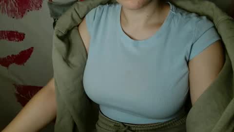 Bella online show from 11-25-25, 06:08