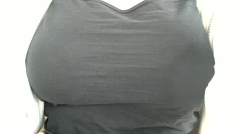 Bella online show from 06-16-26, 09:45