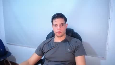 Snapshot of anndyhardy11 chatting on 02-01-25, 12:16 Anndy Hardy online show from 02-01-25, 12:16