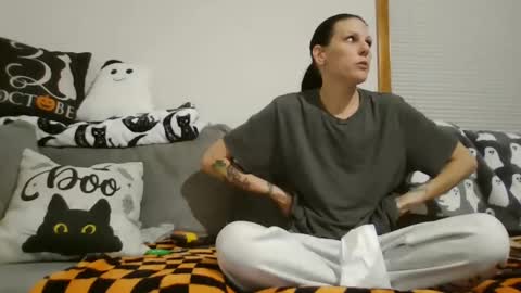 Snapshot of anne12369 chatting on 09-15-25, 03:17 anne online show from 09-15-25, 03:17