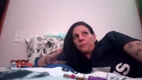 Snapshot of anne12369 chatting on 10-11-25, 01:16 anne online show from 10-11-25, 01:16