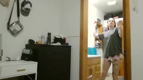 Snapshot of anne12369 chatting on 11-18-25, 11:26 anne online show from 11-18-25, 11:26