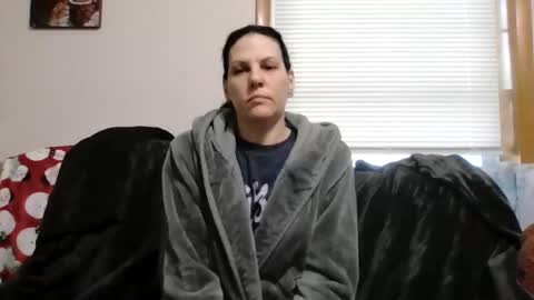 Snapshot of anne12369 chatting on 12-16-25, 01:38 anne online show from 12-16-25, 01:38