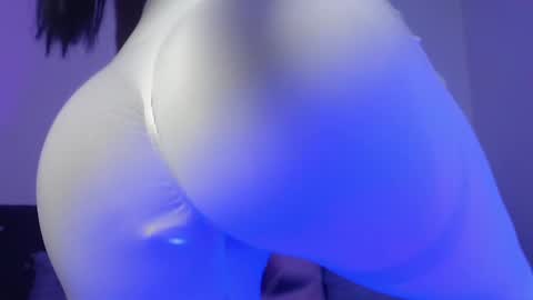 Anne  online show from 10-04-25, 07:39