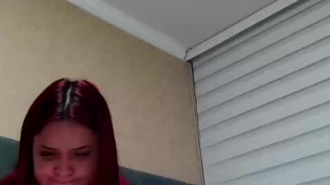 Snapshot of anne_julienne chatting on 09-20-25, 12:55 online show from 09-20-25, 12:55