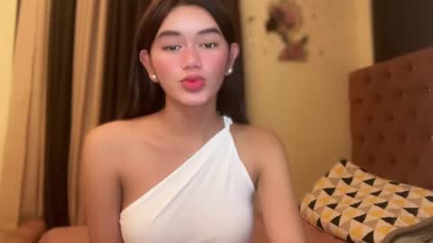 Kim online show from 12-29-24, 05:01