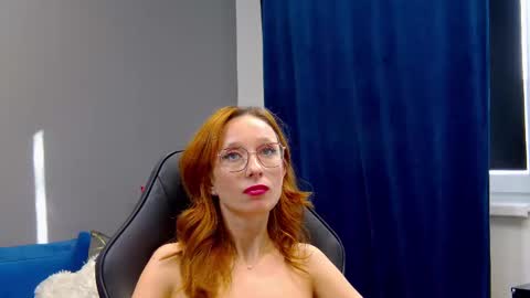 Snapshot of annehove chatting on 02-24-25, 11:54 Anne online show from 02-24-25, 11:54