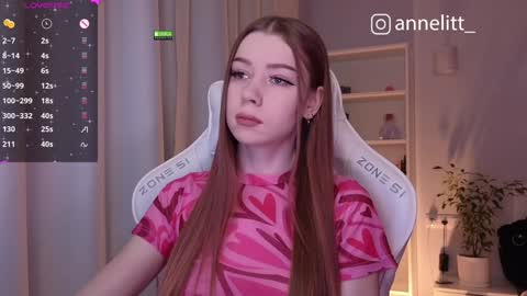 Snapshot of annelitt chatting on 12-17-24, 07:48 annelitt online show from 12-17-24, 07:48