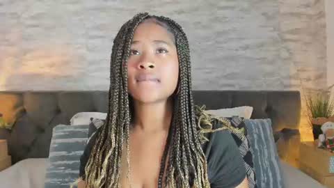 Snapshot of anneth__m chatting on 07-01-26, 07:35 Anneth online show from 07-01-26, 07:35