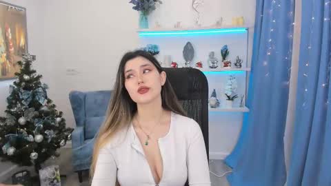 Snapshot of annetli chatting on 12-19-25, 03:24 annetli online show from 12-19-25, 03:24