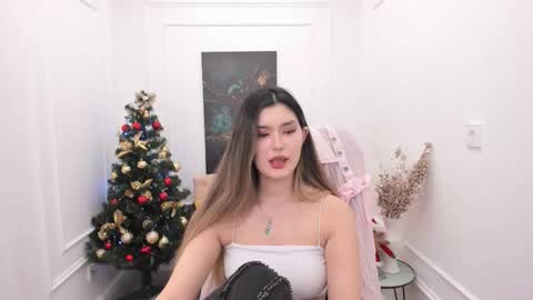 Snapshot of annetli chatting on 12-20-25, 03:24 annetli online show from 12-20-25, 03:24