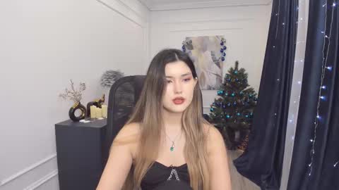 Snapshot of annetli chatting on 12-21-25, 03:35 annetli online show from 12-21-25, 03:35