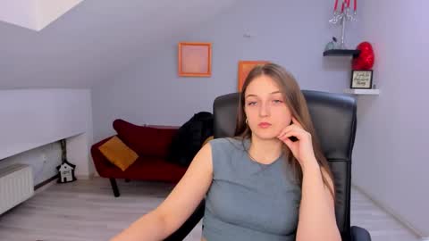 annewilsonn online show from 03-16-26, 11:47