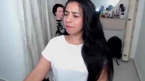 Snapshot of anngela01 chatting on 03-07-26, 02:41 anngela online show from 03-07-26, 02:41