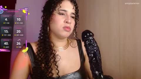 Snapshot of anngelademon chatting on 09-30-25, 04:17 ANGEL independent model online show from 09-30-25, 04:17