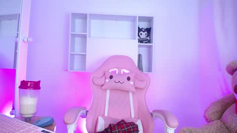 Snapshot of anni99_ chatting on 01-20-25, 12:28 Anni online show from 01-20-25, 12:28