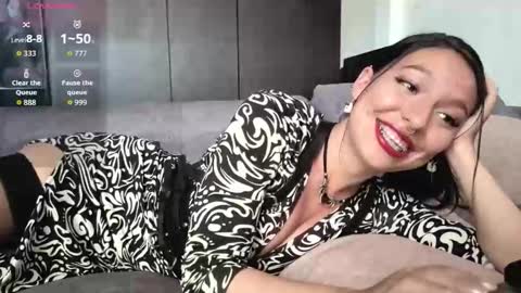 Snapshot of anni_art chatting on 02-27-26, 08:09 Anni online show from 02-27-26, 08:09