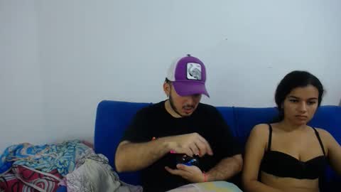 anni_horny69 online show from 05-15-26, 09:16