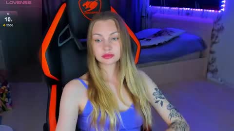 Annie online show from 07-03-26, 04:02