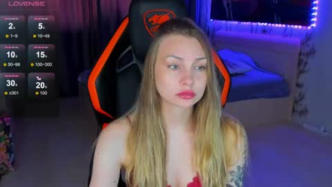 Annie online show from 07-10-26, 03:47