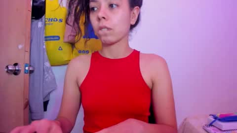 annie_rosse1017 online show from 02-07-26, 05:55