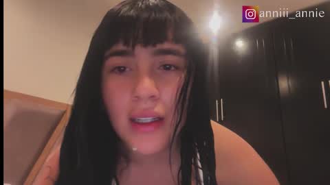 JEANNE no olvides seguirme dont forget follow me  uu online show from 10-08-25, 08:50