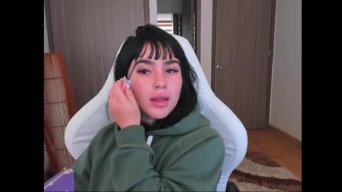 JEANNE no olvides seguirme dont forget follow me  uu online show from 12-15-25, 09:41