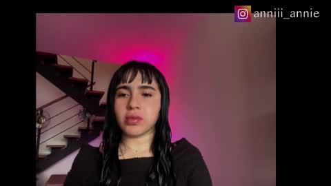 JEANNE no olvides seguirme dont forget follow me  uu online show from 01-12-26, 07:30