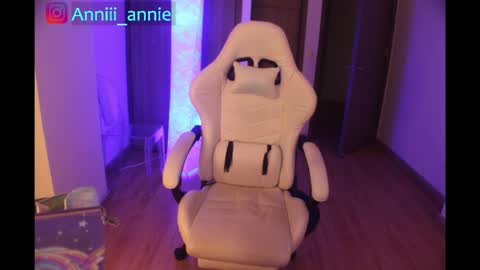 JEANNE no olvides seguirme dont forget follow me  uu online show from 02-23-26, 10:40