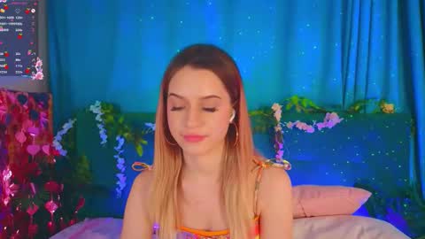 Snapshot of annie_swanson chatting on 02-15-26, 08:27 annie online show from 02-15-26, 08:27