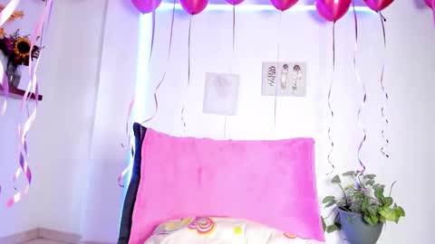 Snapshot of annie_sweet6 chatting on 10-16-25, 03:02 Annie online show from 10-16-25, 03:02