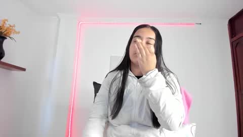 Snapshot of annie_sweet6 chatting on 01-19-26, 01:15 Annie online show from 01-19-26, 01:15