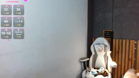 Snapshot of annie_volker chatting on 03-06-26, 01:35 Annie Volker online show from 03-06-26, 01:35