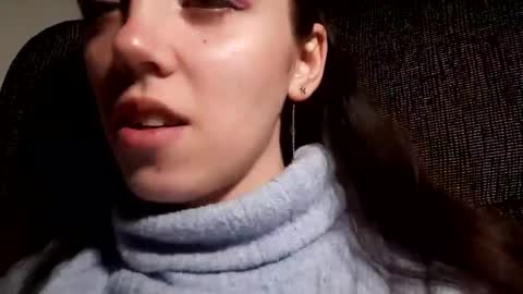 Snapshot of annieartlive chatting on 03-15-26, 06:03 annieartlive online show from 03-15-26, 06:03