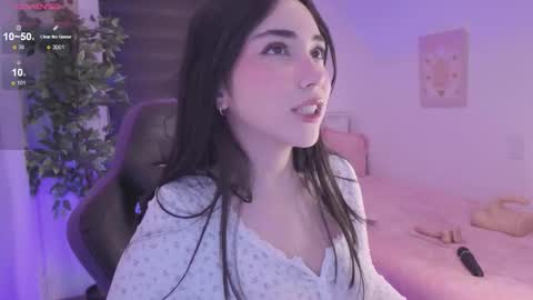 Cassandra online show from 10-17-25, 05:43