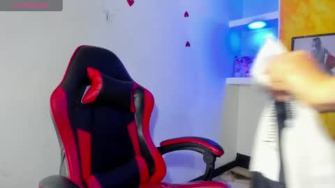 Anniee online show from 06-20-26, 06:33
