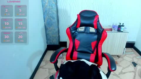 Anniee online show from 07-24-26, 02:04