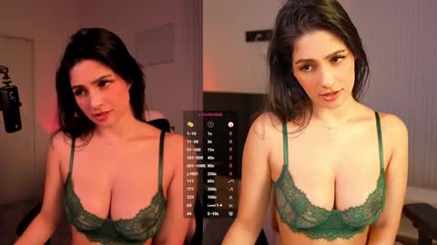 Snapshot of annieguzman_ chatting on 02-23-25, 03:13 Annie FREE TRIAL IN BIO online show from 02-23-25, 03:13