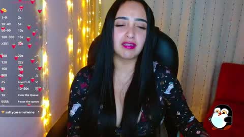 Snapshot of anniehh_ chatting on 01-17-25, 05:00 Annie Independent model Hello all offline tokens are appreciated thank you for your support.33 online show from 01-17-25, 05:00