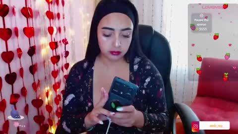 Snapshot of anniehh_ chatting on 03-03-25, 05:50 Annie Independent model Hello all offline tokens are appreciated thank you for your support.33 online show from 03-03-25, 05:50