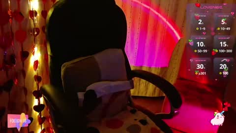 Snapshot of anniehh_ chatting on 03-06-25, 10:09 Annie Independent model Hello all offline tokens are appreciated thank you for your support.33 online show from 03-06-25, 10:09